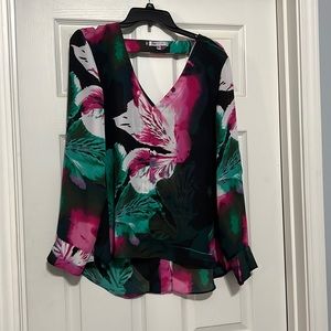 Jennifer Lopez XL shirt